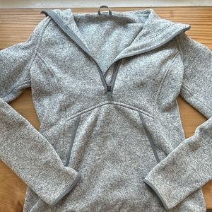 Lululemon pullover hoodie in grey
